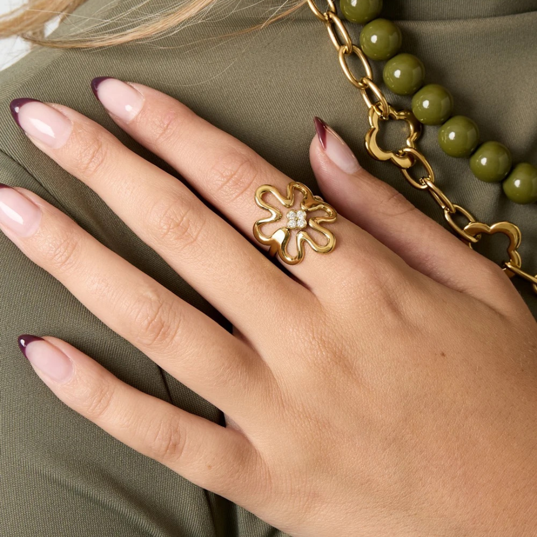Crystal dream ring