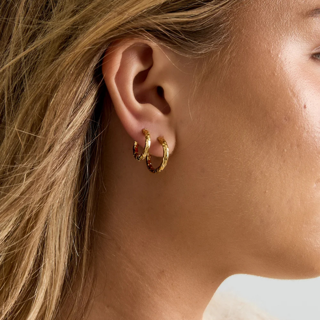 Alessia hoops