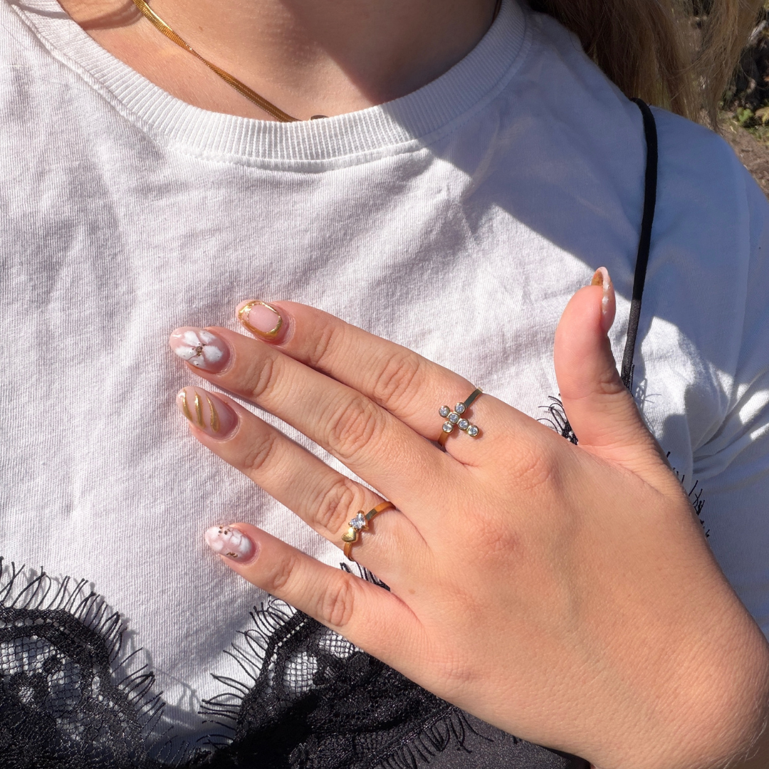 Shine love ring